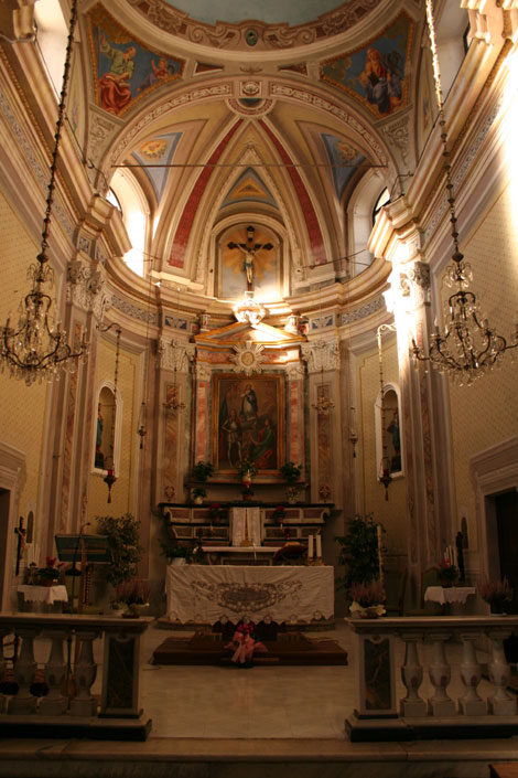 Interno della parrocchiale